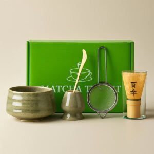 Matcha Tee-Set aus Keramik mit Bambusbesen